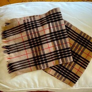 Vintage B. Altman & Co. Plaid Scarf 100% Wool Good Condition